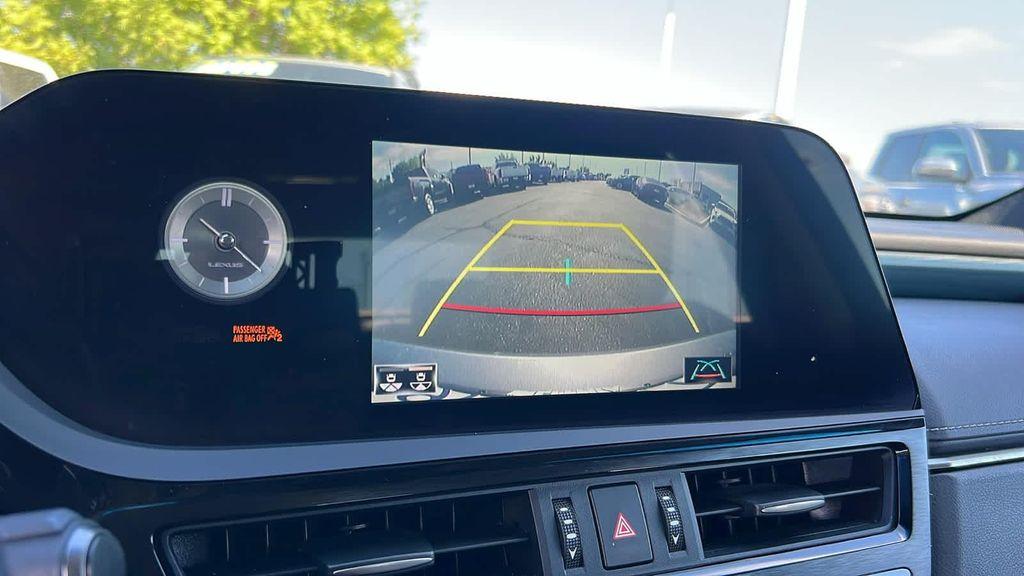 used 2022 Lexus ES 350 car, priced at $32,995