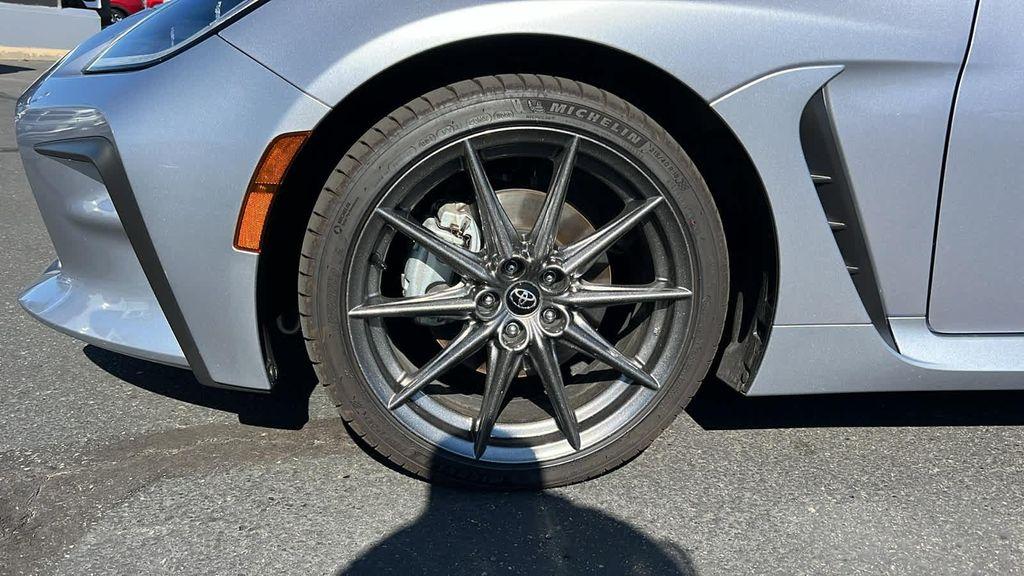 used 2023 Toyota GR86 car, priced at $29,995