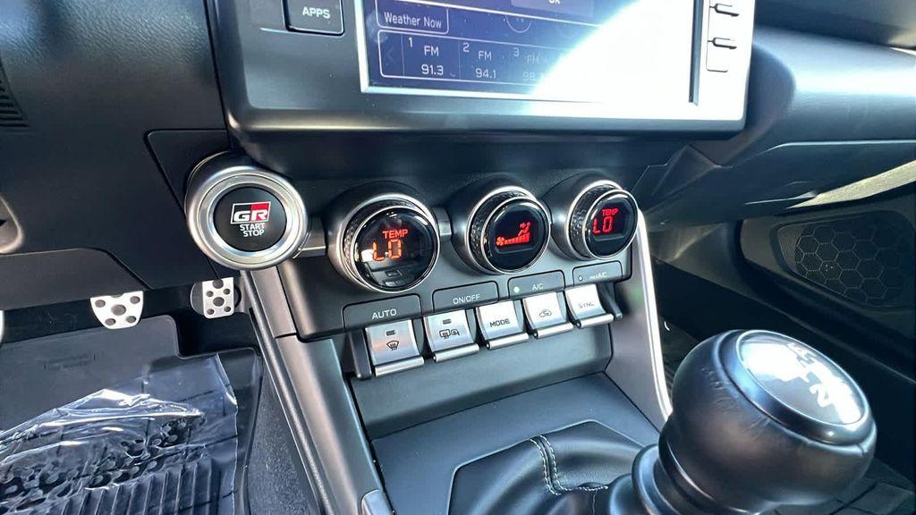 used 2023 Toyota GR86 car, priced at $29,995