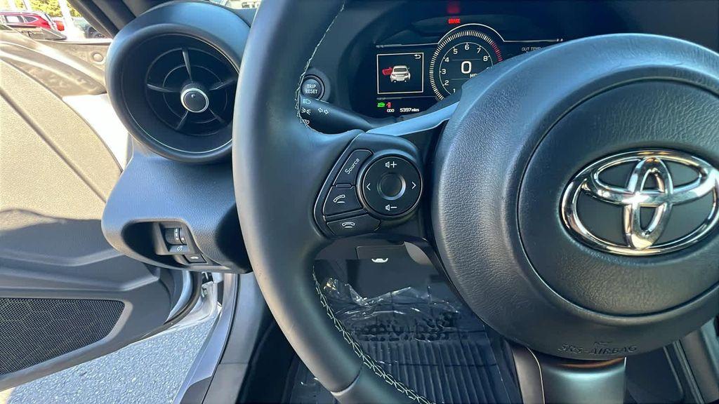 used 2023 Toyota GR86 car, priced at $29,995