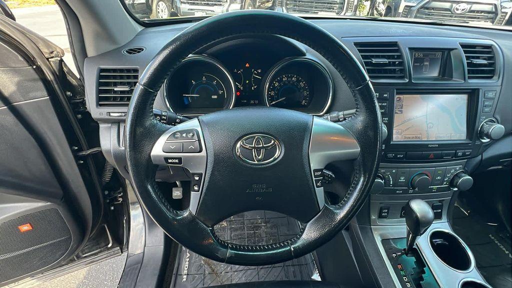 used 2012 Toyota Highlander Hybrid car, priced at $12,780