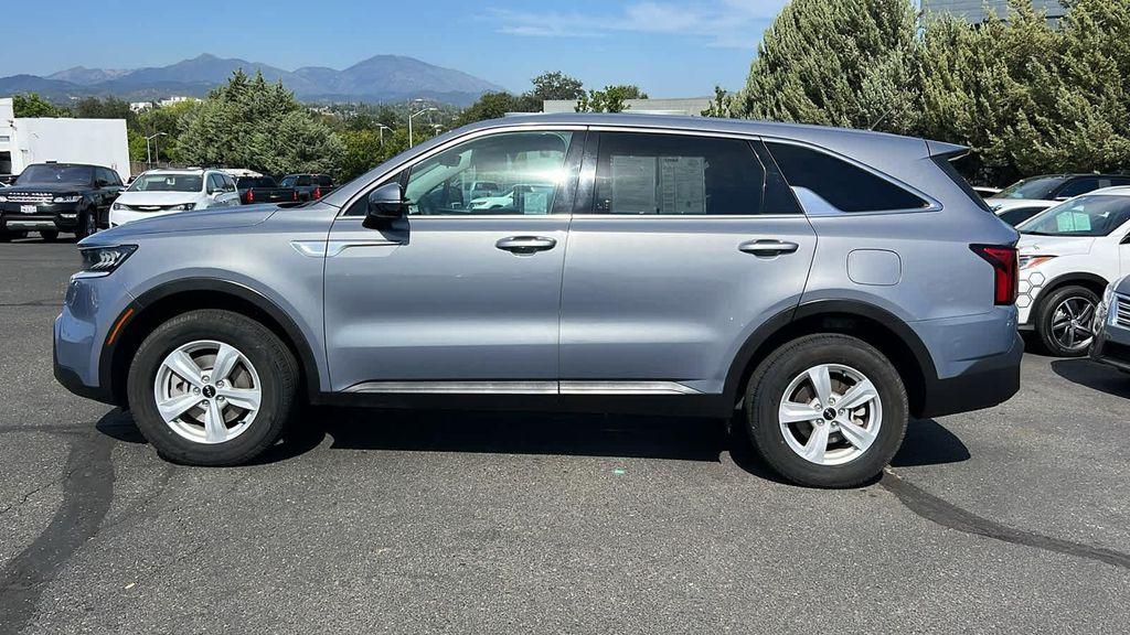 used 2023 Kia Sorento car, priced at $22,995