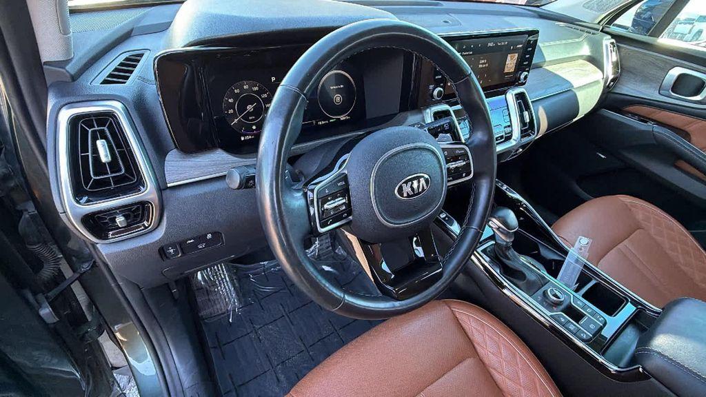 used 2021 Kia Sorento car, priced at $26,995