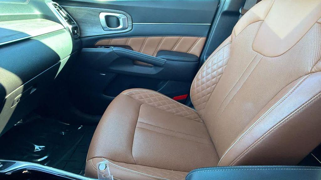 used 2021 Kia Sorento car, priced at $26,995