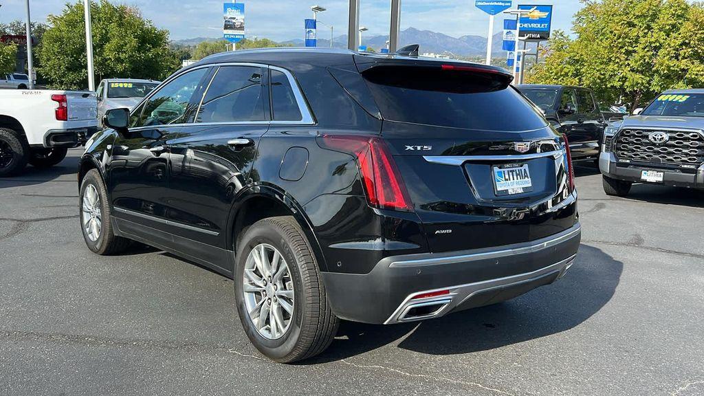 used 2022 Cadillac XT5 car, priced at $33,775