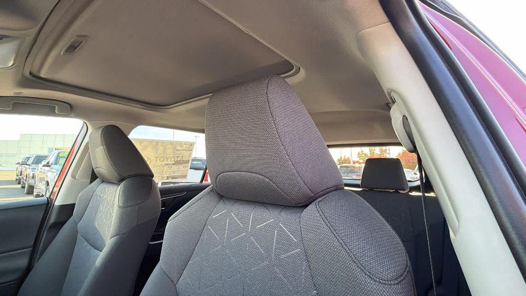 new 2025 Toyota RAV4 car, priced at $34,286
