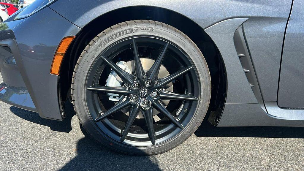 new 2025 Toyota GR86 car, priced at $33,076