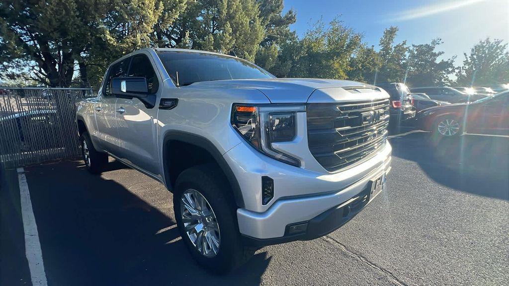 used 2022 GMC Sierra 1500 car, priced at $43,000