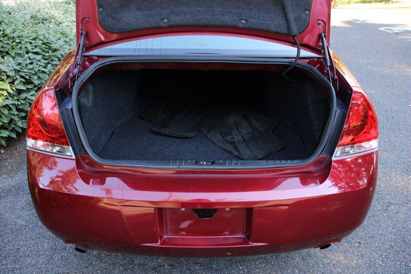 used 2008 Chevrolet Impala car, priced at $5,499