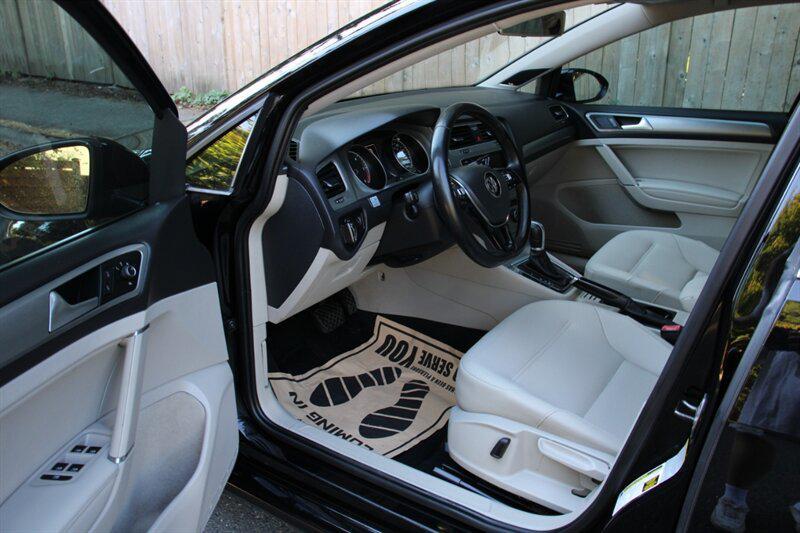 used 2015 Volkswagen Golf SportWagen car, priced at $12,499