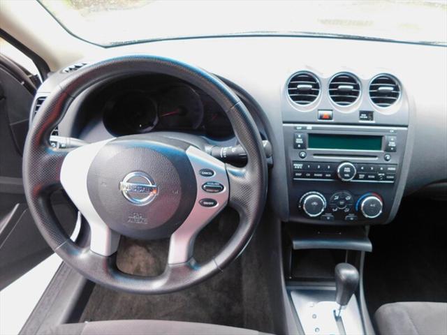 used 2009 Nissan Altima car, priced at $6,704