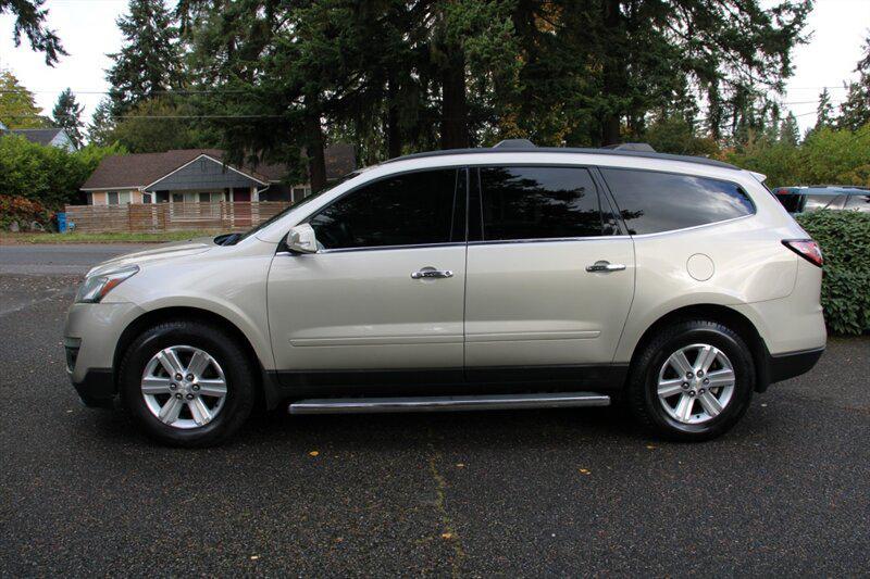 used 2014 Chevrolet Traverse car, priced at $10,995