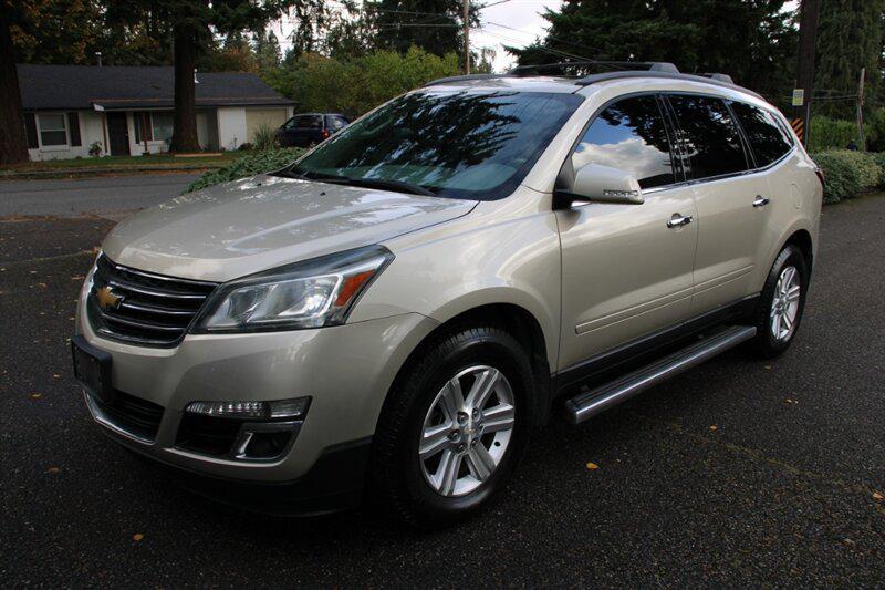 used 2014 Chevrolet Traverse car, priced at $10,995