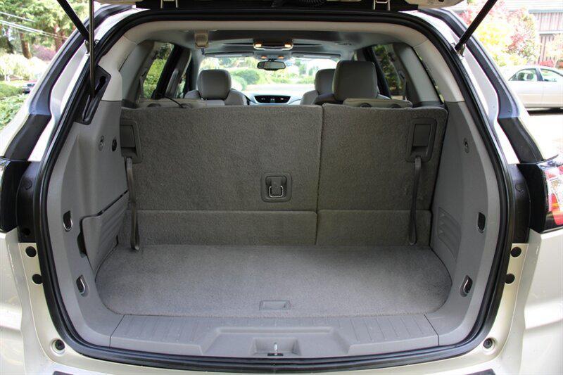 used 2014 Chevrolet Traverse car, priced at $10,995