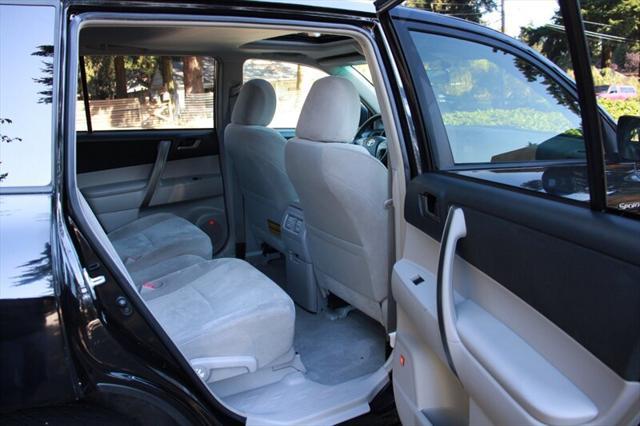 used 2008 Toyota Highlander car, priced at $11,623