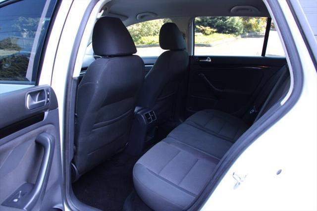 used 2013 Volkswagen Jetta SportWagen car, priced at $9,499