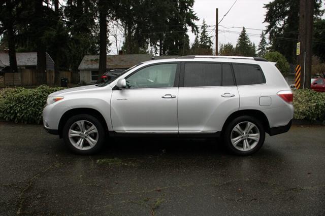 used 2013 Toyota Highlander car, priced at $12,912