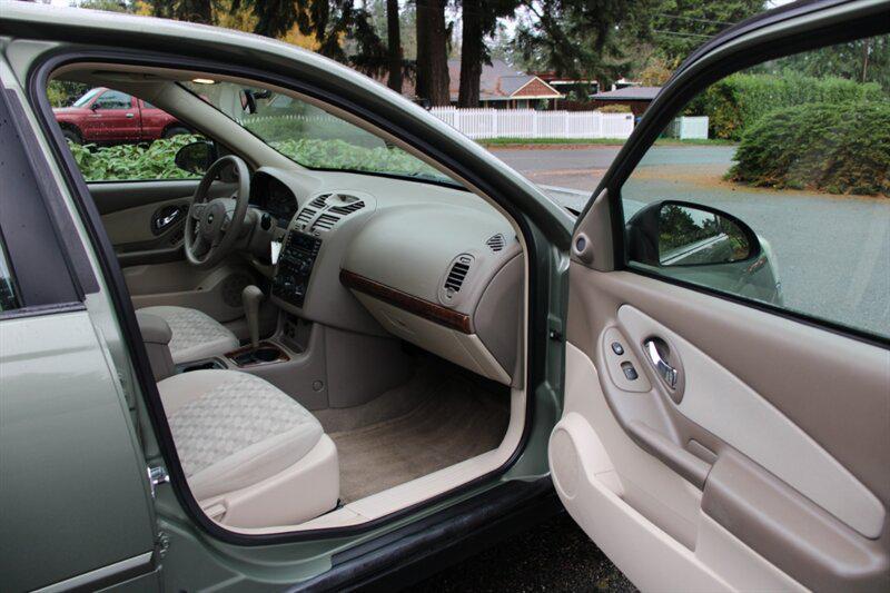 used 2004 Chevrolet Malibu car, priced at $3,995