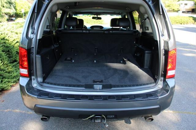 used 2011 Honda Pilot car, priced at $8,899