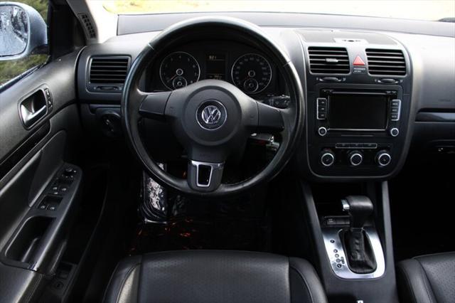 used 2010 Volkswagen Jetta car, priced at $6,004