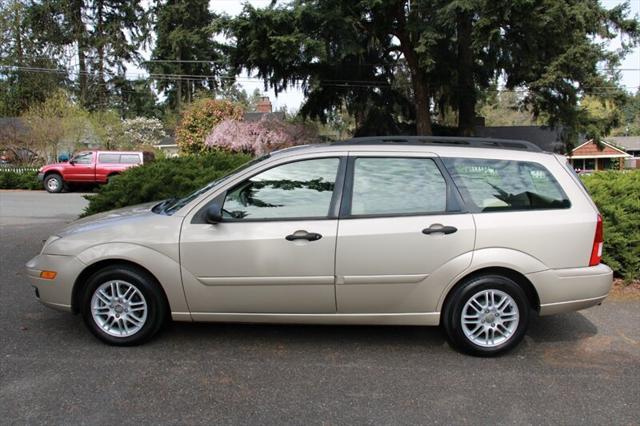 used 2006 Ford Focus car, priced at $4,999