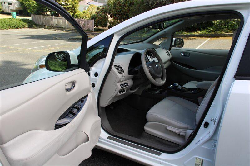 used 2013 Nissan Leaf car, priced at $2,999