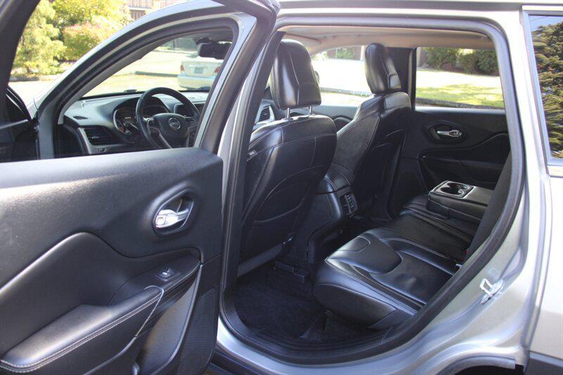 used 2014 Jeep Cherokee car, priced at $10,495