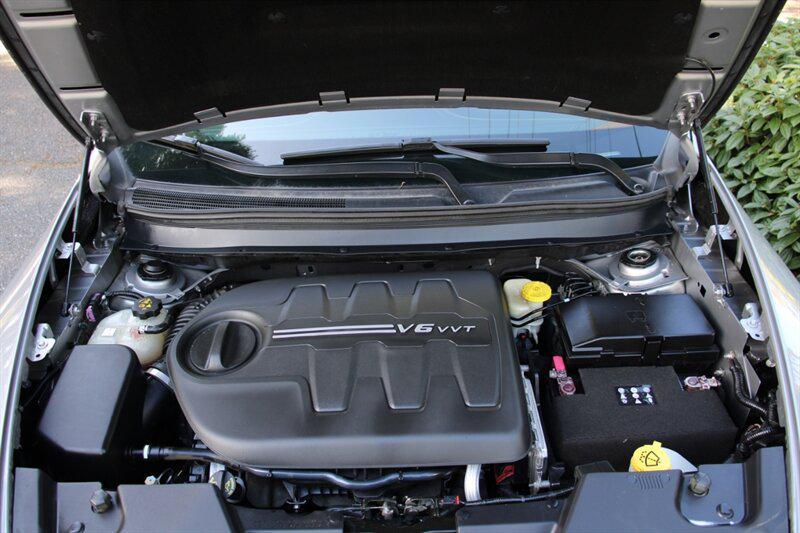 used 2014 Jeep Cherokee car, priced at $10,495