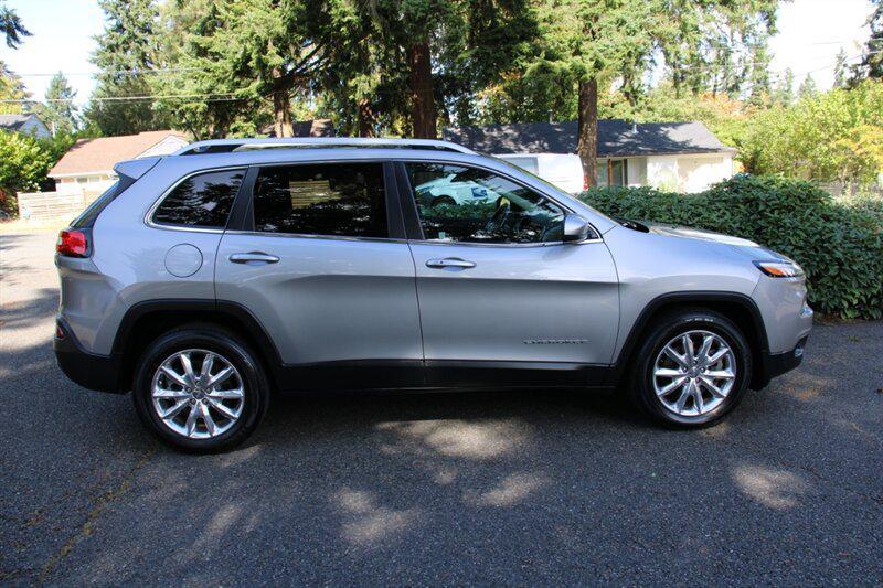 used 2014 Jeep Cherokee car, priced at $10,495