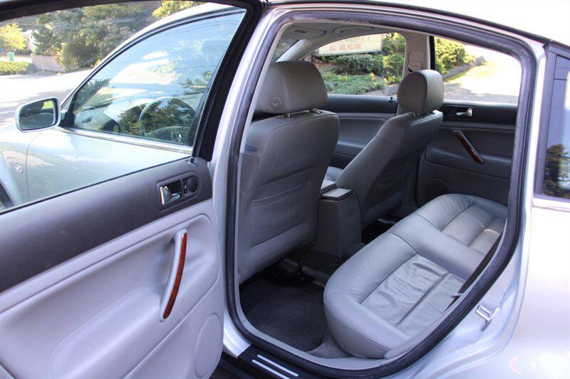 used 2002 Volkswagen Passat car, priced at $4,799