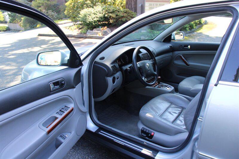 used 2002 Volkswagen Passat car, priced at $4,799