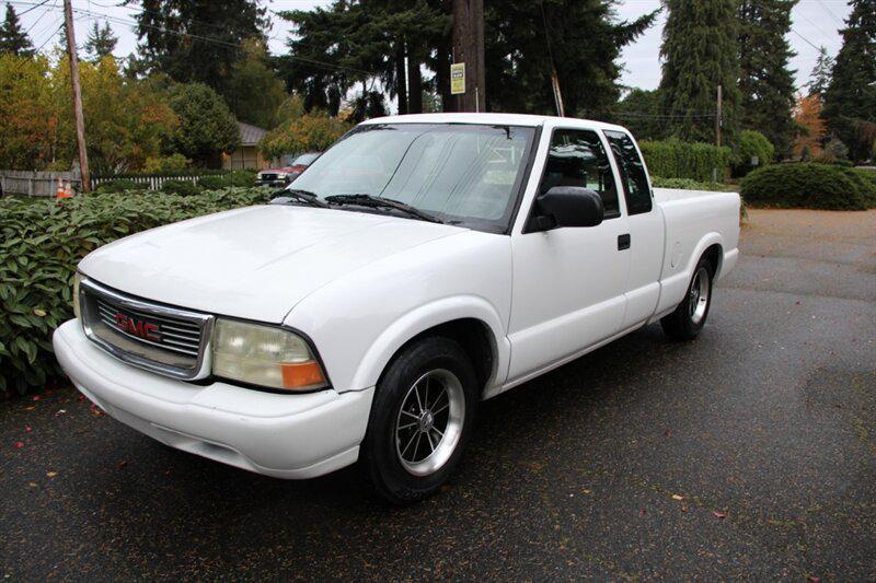 used 2002 GMC Sonoma car, priced at $7,899