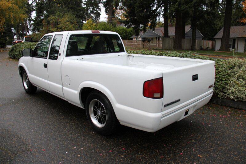 used 2002 GMC Sonoma car, priced at $7,899