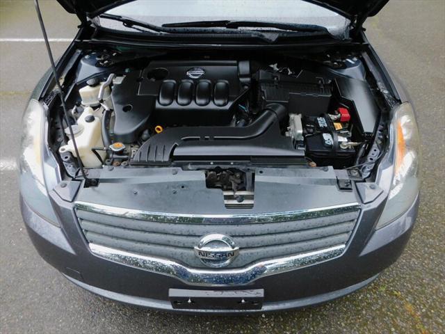 used 2009 Nissan Altima car, priced at $5,934