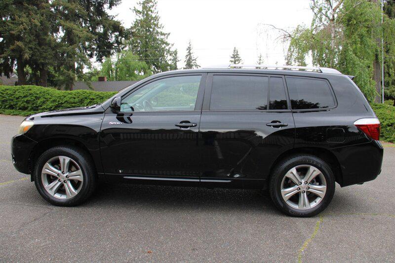 used 2009 Toyota Highlander car, priced at $9,995
