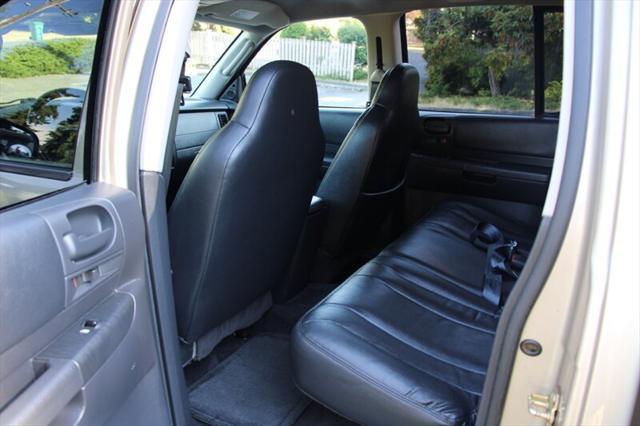 used 2002 Dodge Dakota car, priced at $8,799