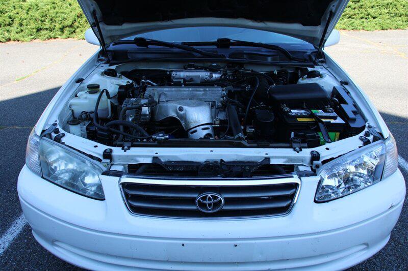 used 2001 Toyota Camry car, priced at $5,499