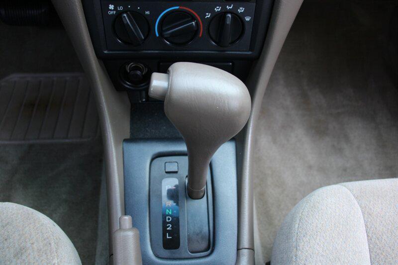 used 2001 Toyota Camry car, priced at $5,499