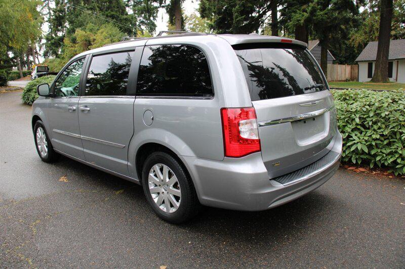 used 2014 Chrysler Town & Country car, priced at $6,499