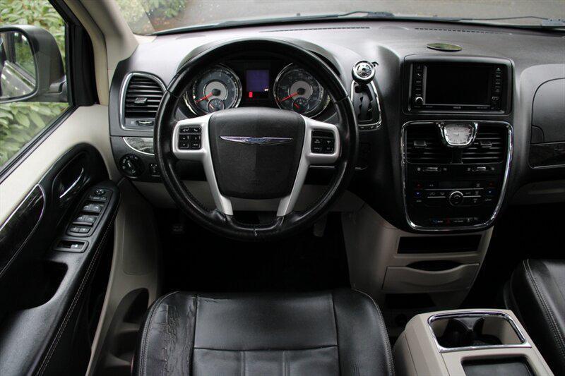 used 2014 Chrysler Town & Country car, priced at $6,499