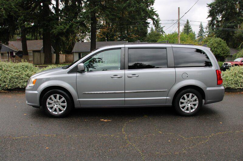 used 2014 Chrysler Town & Country car, priced at $6,499