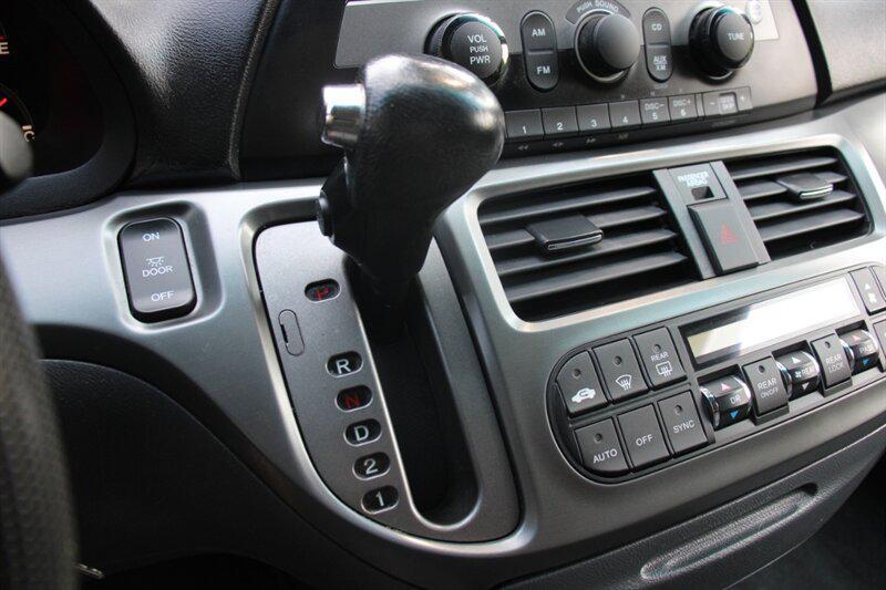 used 2007 Honda Odyssey car, priced at $5,995