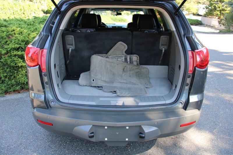 used 2012 Chevrolet Traverse car, priced at $6,995