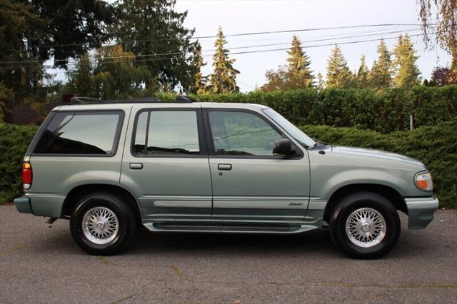 used 1995 Ford Explorer car, priced at $4,400