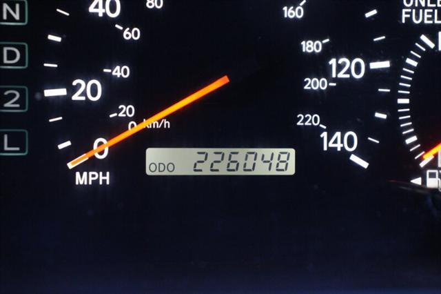 used 2000 Lexus ES 300 car, priced at $3,499