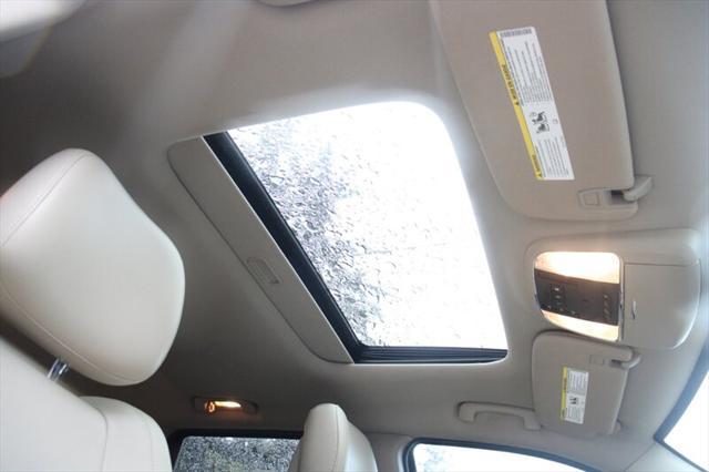 used 2015 Jeep Grand Cherokee car, priced at $8,999