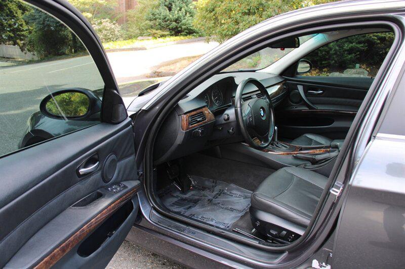 used 2006 BMW 330 car, priced at $6,995