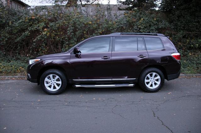 used 2011 Toyota Highlander car, priced at $10,412