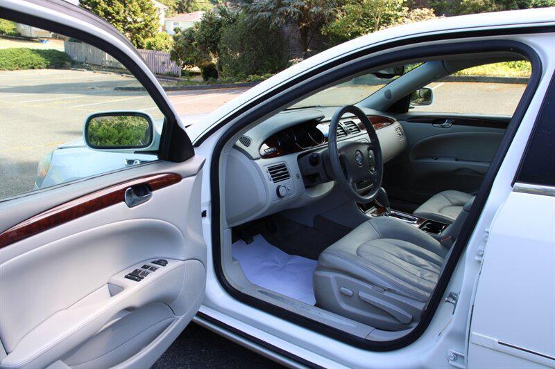 used 2007 Buick Lucerne car, priced at $3,995