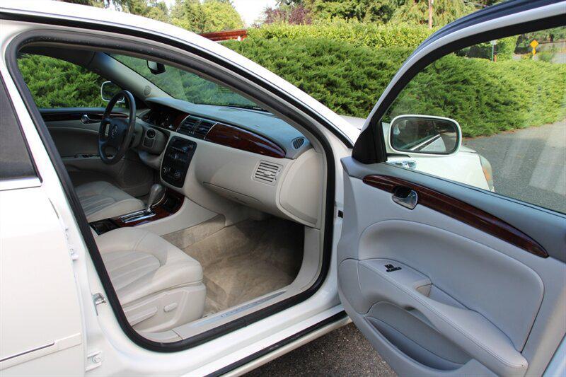 used 2007 Buick Lucerne car, priced at $3,995